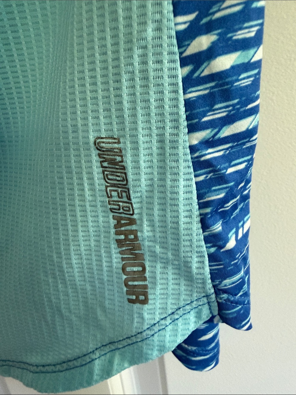 Under Armour Blue Patterned Racerback Tank - Picture 4 of 4
